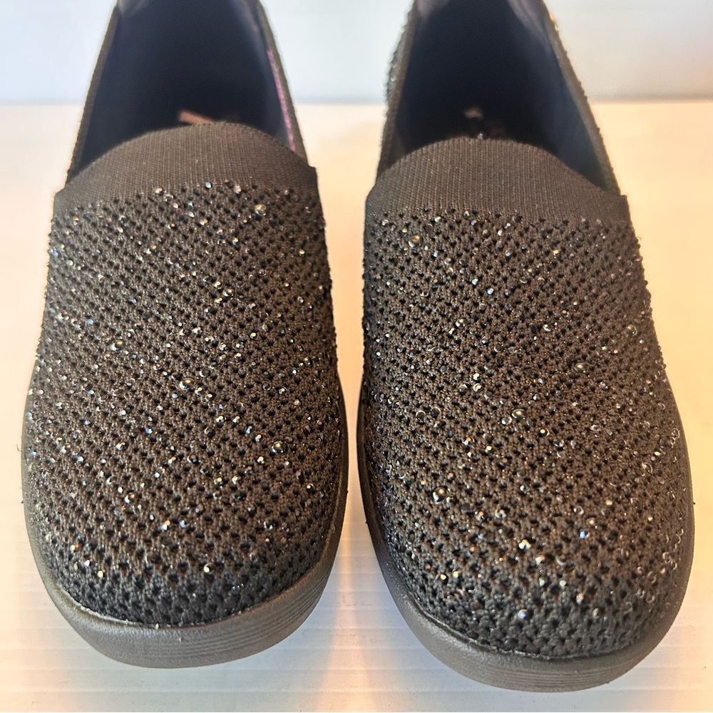 Skechers Martha Stewart pier light reflection Black Sparkle Slip-On Flats 8M